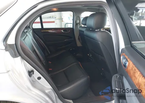 2004 Jaguar Xj Xj8 z USA, uszkodzony, nr VIN SAJWA71CX4SG19003